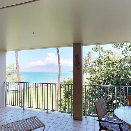 Royal Mauian, #302 Vila